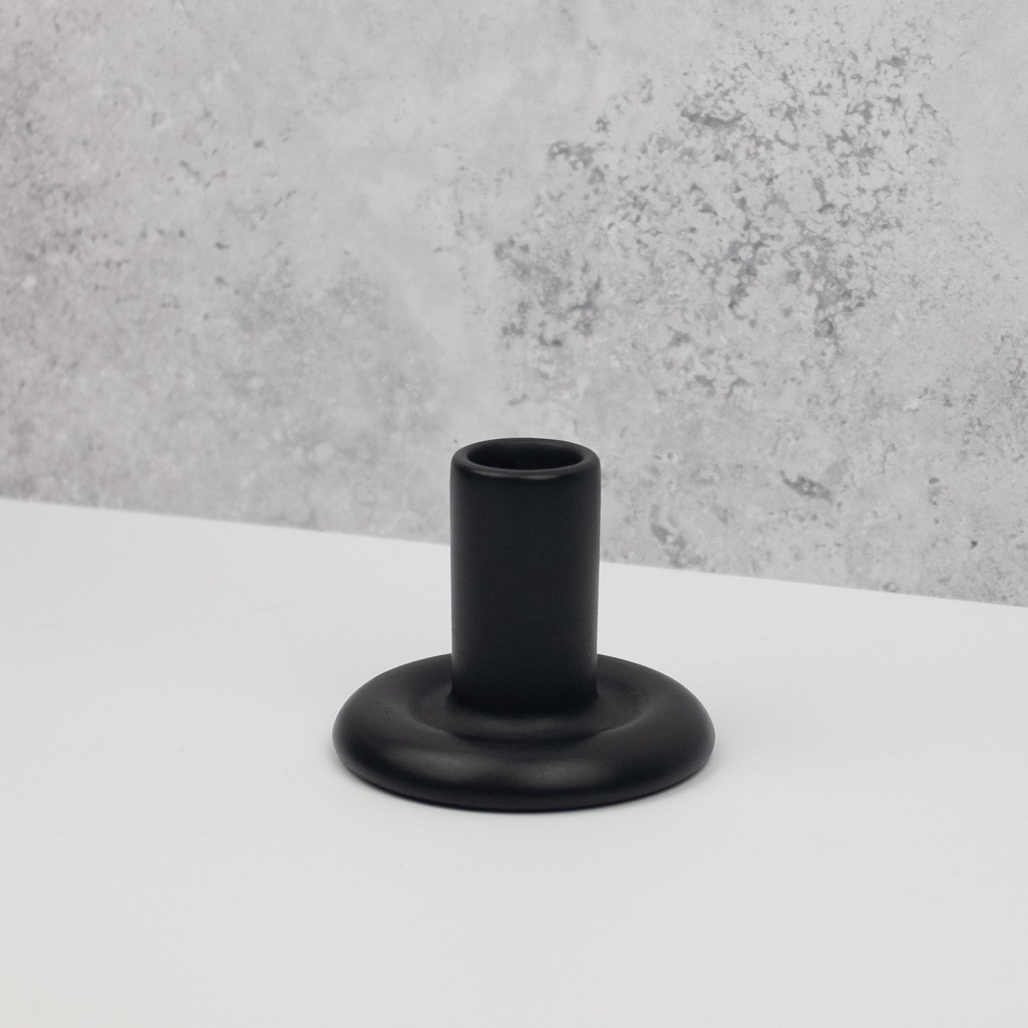 Lang - Candlestick Holder